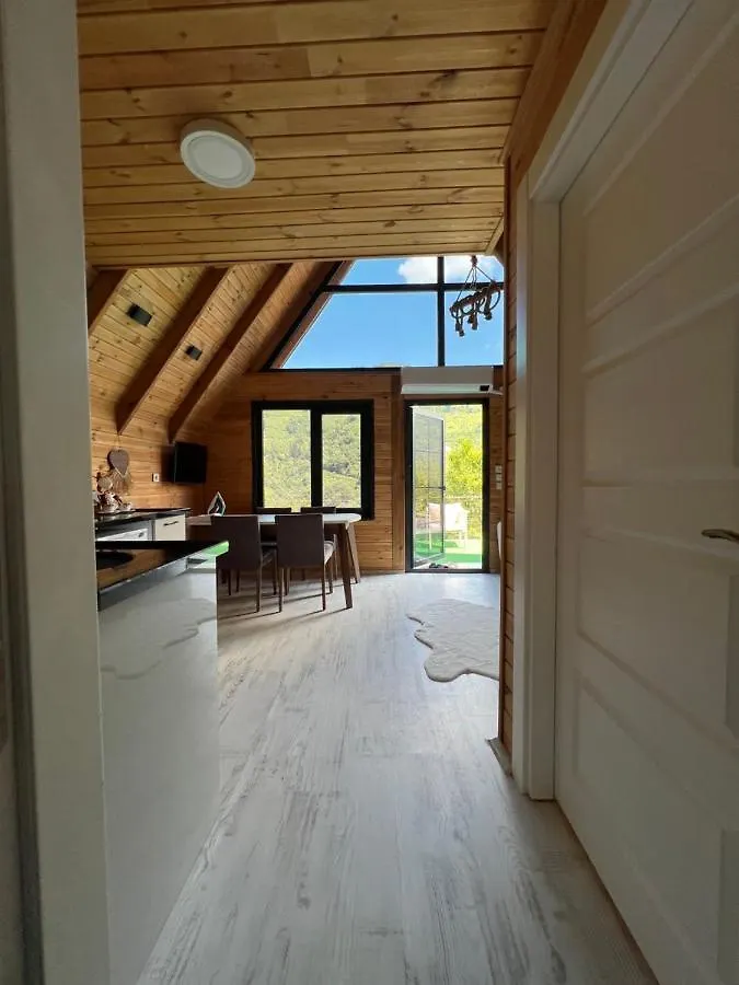 Hidden Garden Bungalow Τραμπζόν Θέρετρο
